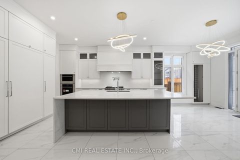 Photo 11 at 101 Appleyard Avenue, Kleinburg, Vaughan