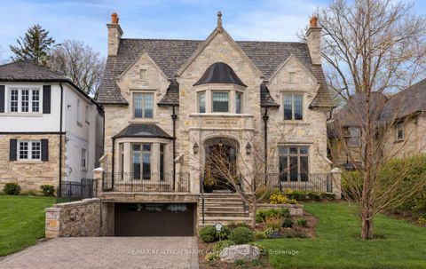 Photo 1 at 268 St Leonards Avenue, York Mills, Toronto