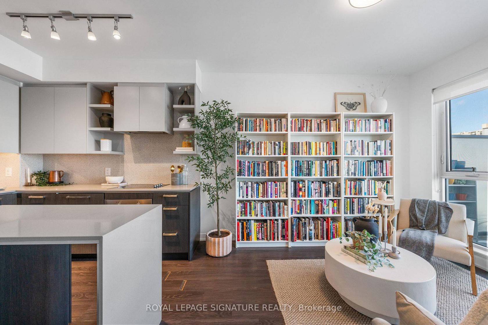 1201 - 1830 Bloor Street W, High Park North, Toronto photo 1