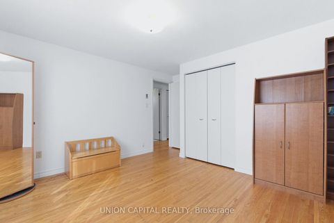 Photo 15 at 60 Groomsport Crescent, Sullivan, Toronto