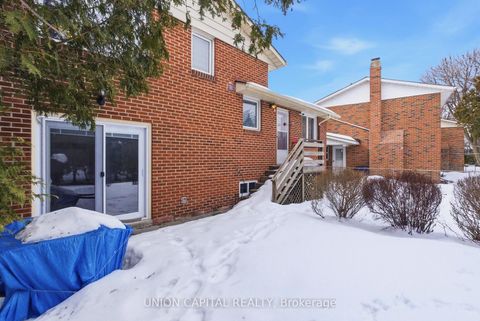 Photo 26 at 60 Groomsport Crescent, Sullivan, Toronto
