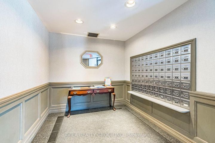 Photo 5 at 409 - 2199 Sixth Line, RO River Oaks, Oakville