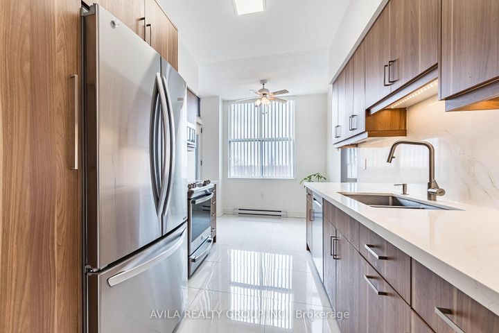 Photo 11 at 409 - 2199 Sixth Line, RO River Oaks, Oakville