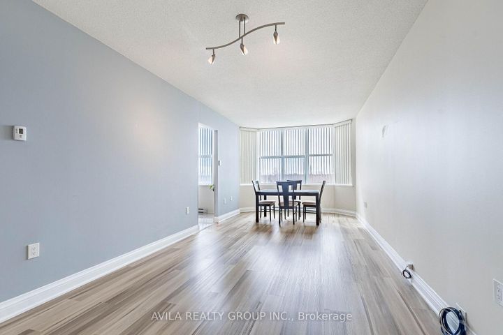 Photo 15 at 409 - 2199 Sixth Line, RO River Oaks, Oakville