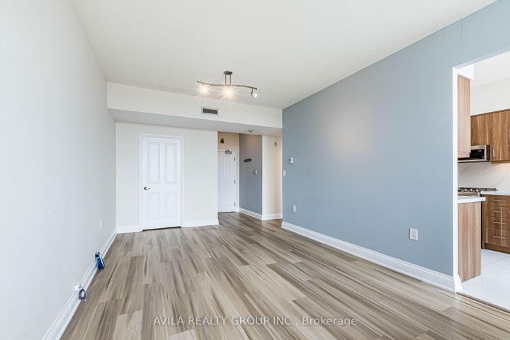 Photo 19 at 409 - 2199 Sixth Line, RO River Oaks, Oakville