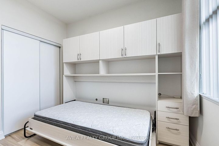 Photo 30 at 409 - 2199 Sixth Line, RO River Oaks, Oakville