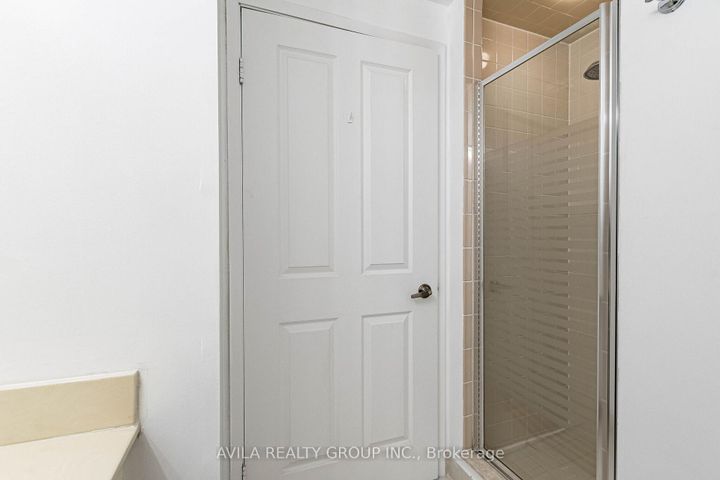 Photo 33 at 409 - 2199 Sixth Line, RO River Oaks, Oakville