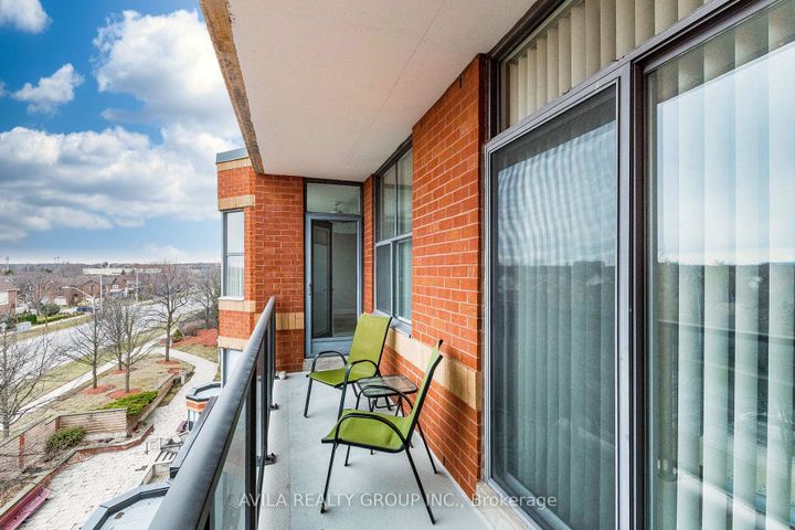 Photo 38 at 409 - 2199 Sixth Line, RO River Oaks, Oakville