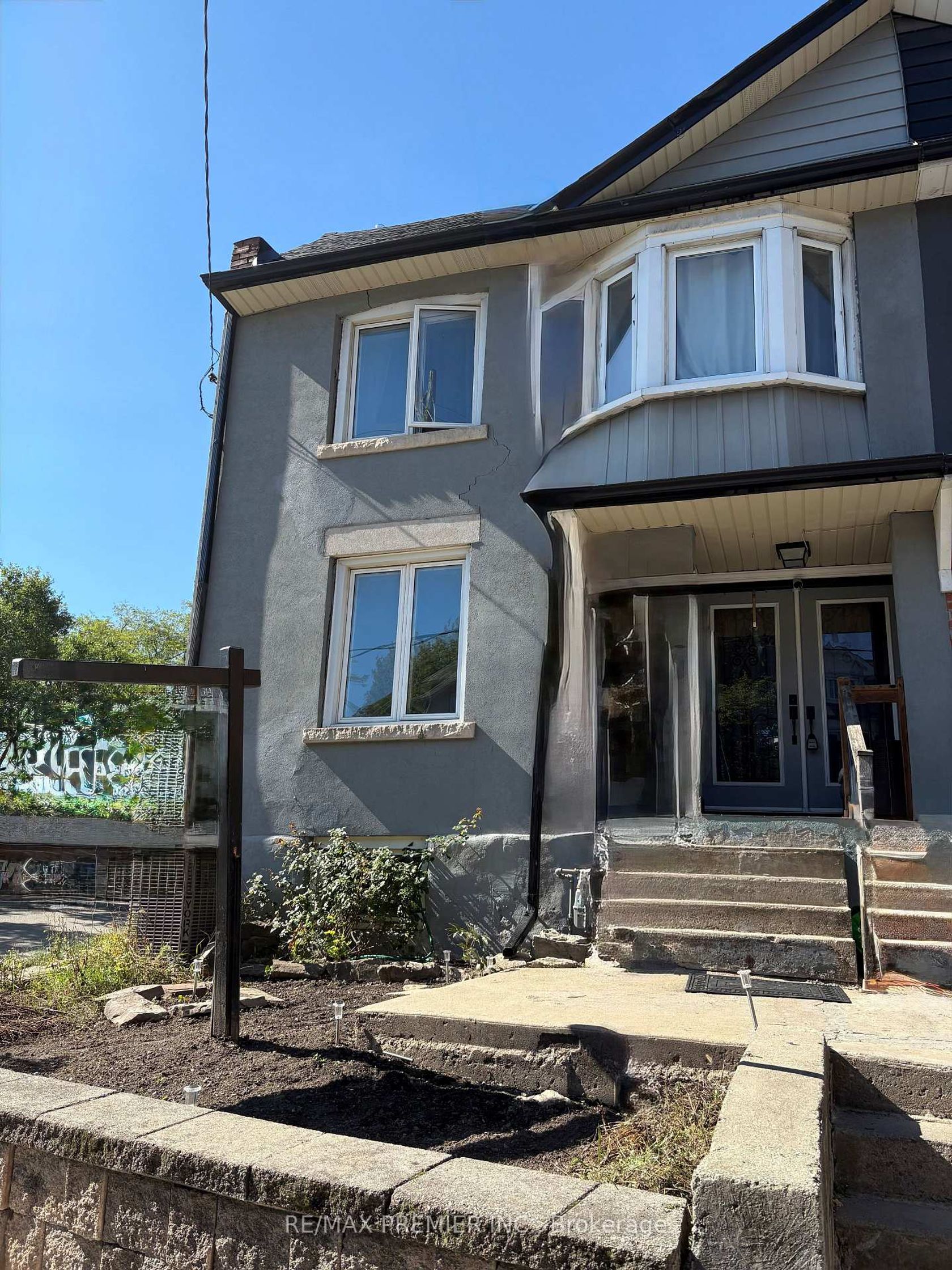 34 Mc Farland Avenue, Davenport, Toronto 