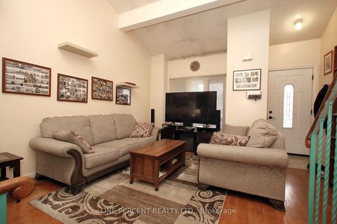 Photo 3 at 3074 Merritt Avenue, Malton, Mississauga