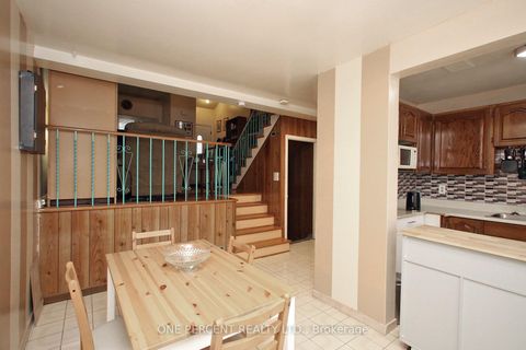 Photo 13 at 3074 Merritt Avenue, Malton, Mississauga