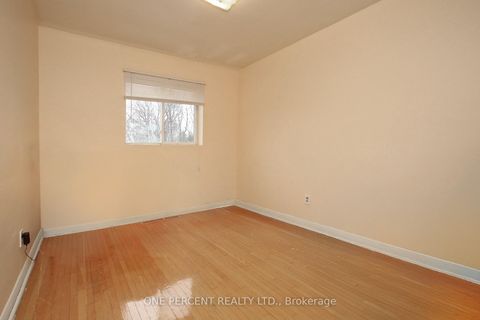 Photo 15 at 3074 Merritt Avenue, Malton, Mississauga