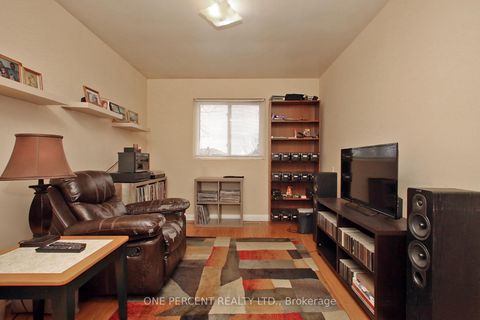 Photo 16 at 3074 Merritt Avenue, Malton, Mississauga