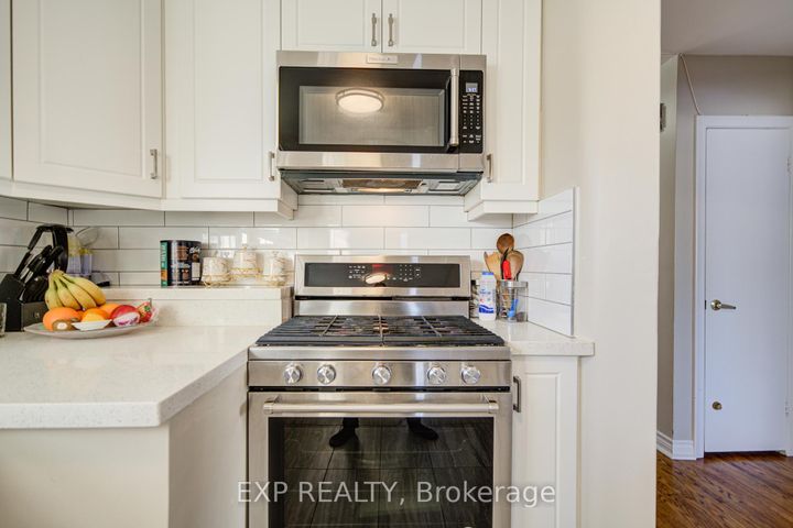 Photo 17 at 10 Pastrano Court, Cliffcrest, Toronto