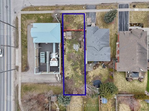 Photo 1 at 7 BRADSHAW Street, Bowmanville, Clarington