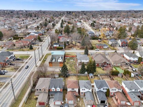 Photo 11 at 7 BRADSHAW Street, Bowmanville, Clarington