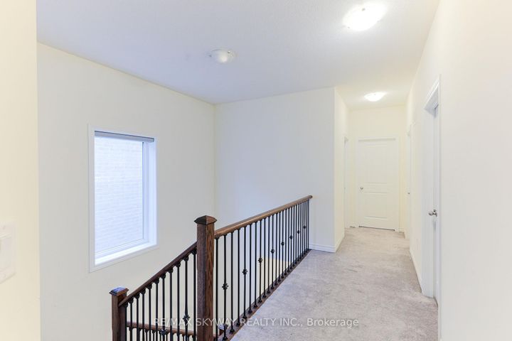 Photo 14 at 379 Valleyway Drive, Credit Valley, Brampton