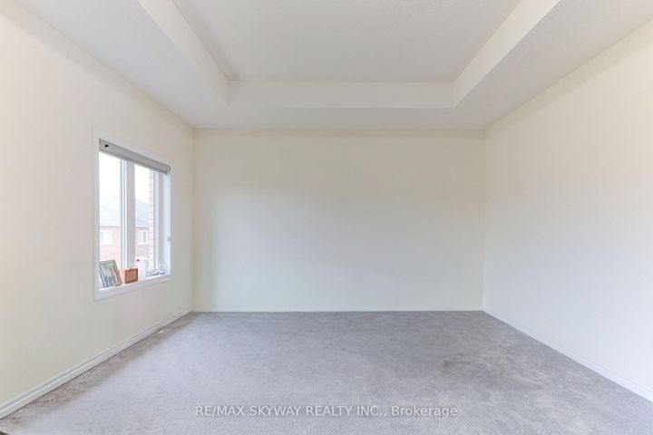 Photo 17 at 379 Valleyway Drive, Credit Valley, Brampton