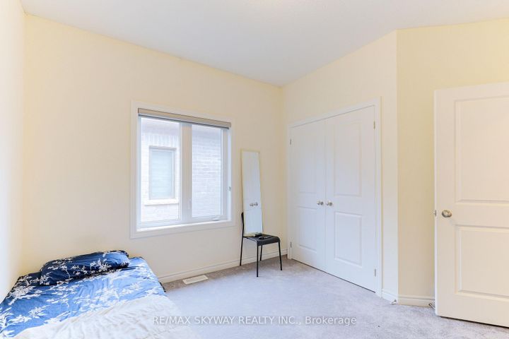 Photo 19 at 379 Valleyway Drive, Credit Valley, Brampton