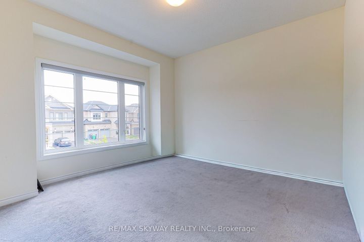 Photo 22 at 379 Valleyway Drive, Credit Valley, Brampton