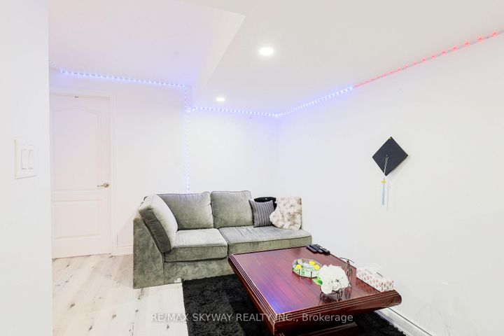 Photo 28 at 379 Valleyway Drive, Credit Valley, Brampton