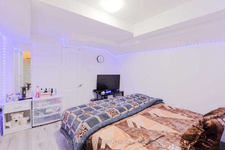 Photo 32 at 379 Valleyway Drive, Credit Valley, Brampton