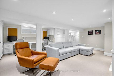 Photo 16 at 17 Otter Crescent, Nortown, Toronto