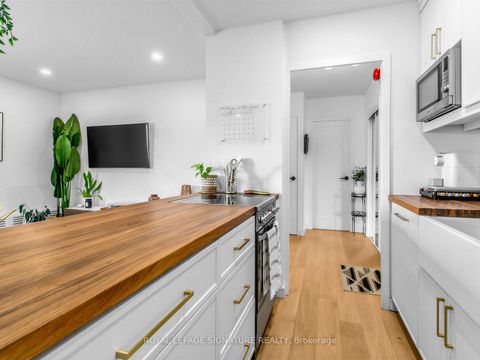 Photo 3 at 501 - 41 Lake Shore Drive, New Toronto, Toronto