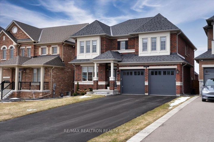 Photo 1 at 1952 Queensbury Drive, Taunton, Oshawa