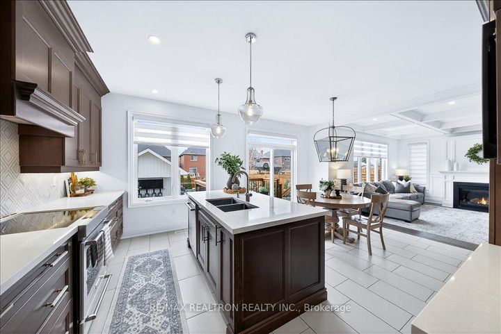 Photo 13 at 1952 Queensbury Drive, Taunton, Oshawa