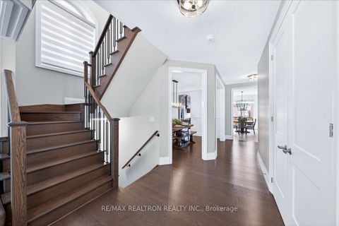 Photo 8 at 1952 Queensbury Drive, Taunton, Oshawa