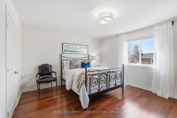 Photo 13 at 85 Carlson Street, Stoney Creek Mountain, Hamilton