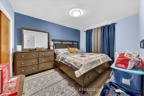 Photo 10 at 30 Melchior Drive, West Hill, Toronto