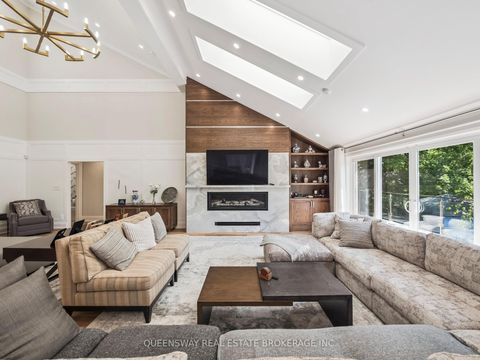 Photo 8 at 109 Woodriver Bend, Sutton & Jackson's Point, Georgina