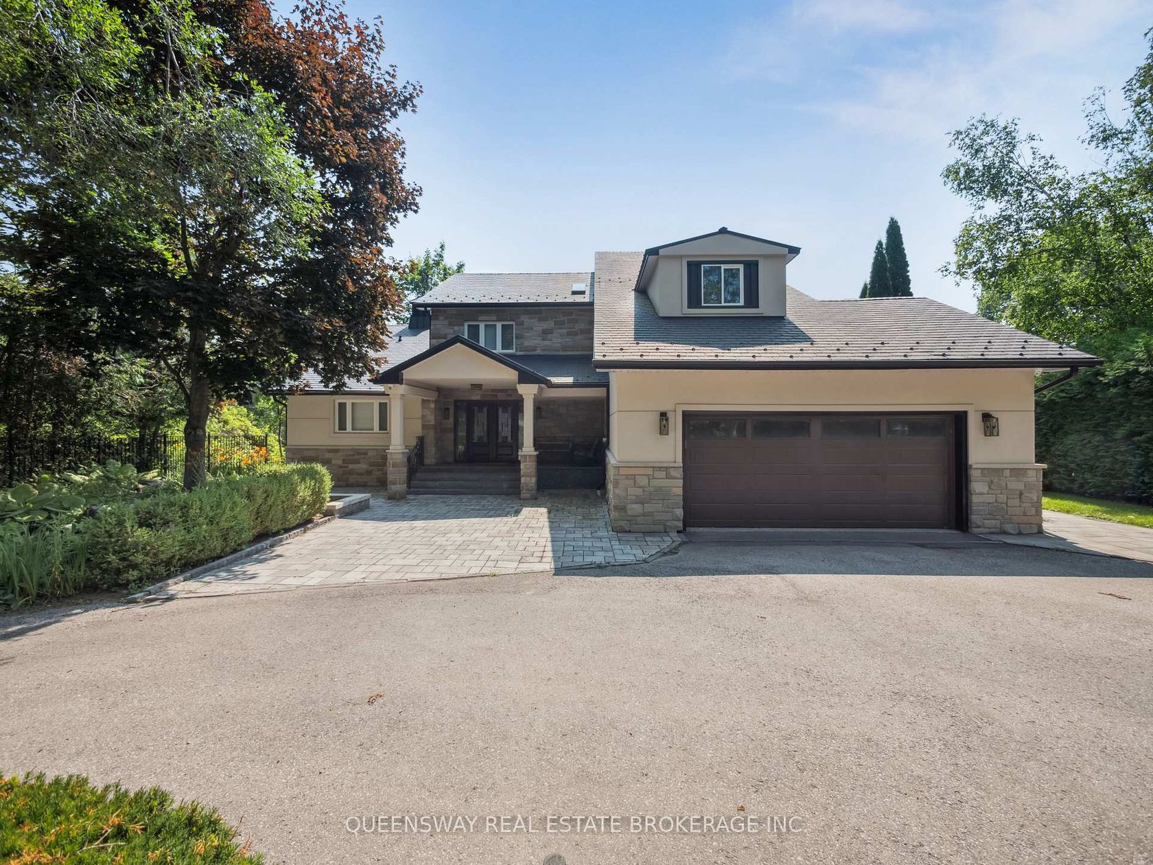 109 Woodriver Bend, Sutton & Jackson