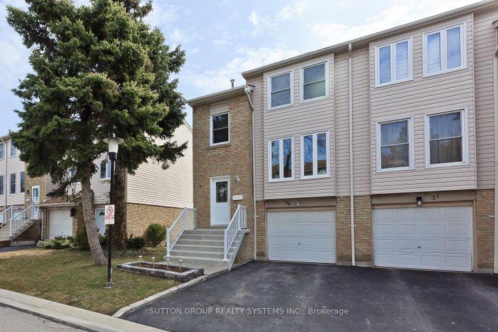 Photo 2 at 30 - 5878 Montevideo Road, Meadowvale, Mississauga