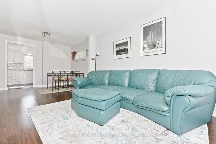 Photo 14 at 30 - 5878 Montevideo Road, Meadowvale, Mississauga