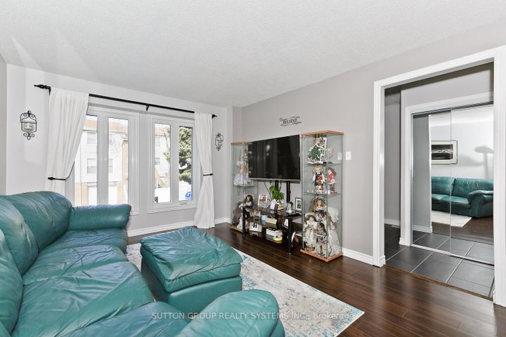 Photo 15 at 30 - 5878 Montevideo Road, Meadowvale, Mississauga