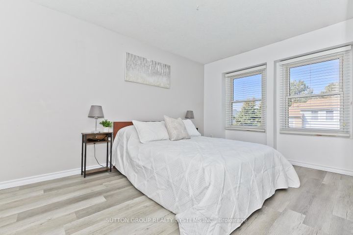 Photo 21 at 30 - 5878 Montevideo Road, Meadowvale, Mississauga