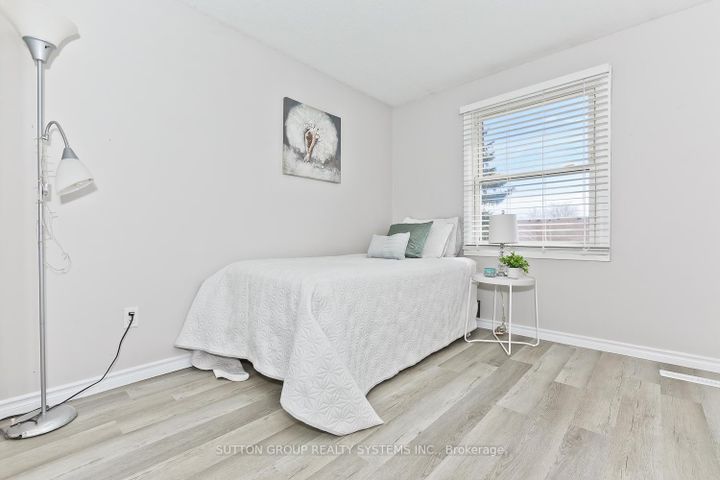 Photo 24 at 30 - 5878 Montevideo Road, Meadowvale, Mississauga