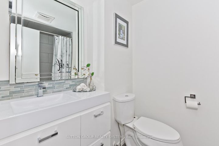 Photo 26 at 30 - 5878 Montevideo Road, Meadowvale, Mississauga
