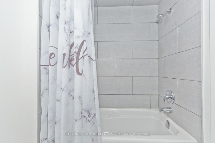 Photo 27 at 30 - 5878 Montevideo Road, Meadowvale, Mississauga