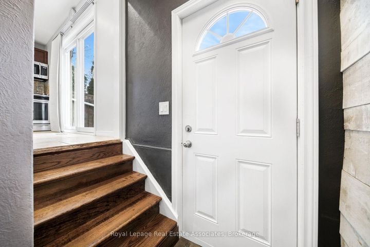 Photo 22 at 177 CHISHOLM Avenue, Lumsden, Toronto