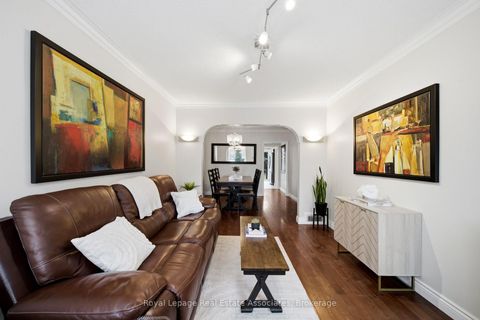 Photo 4 at 177 CHISHOLM Avenue, Lumsden, Toronto