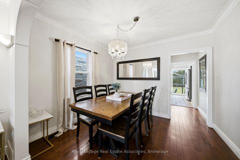 Photo 6 at 177 CHISHOLM Avenue, Lumsden, Toronto