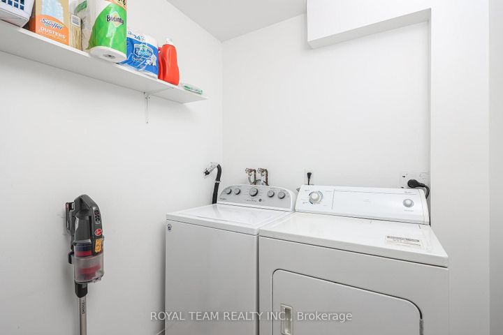 Photo 39 at 11 Jarrett Court, Vellore Village, Vaughan