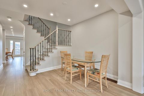 Photo 14 at 11 Jarrett Court, Vellore Village, Vaughan