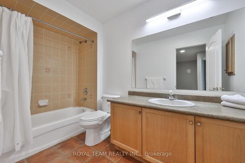 Photo 26 at 11 Jarrett Court, Vellore Village, Vaughan