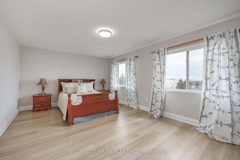 Photo 27 at 11 Jarrett Court, Vellore Village, Vaughan