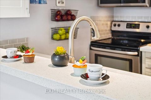 Photo 13 at 802 - 3 Hickory Tree Road, Weston, Toronto